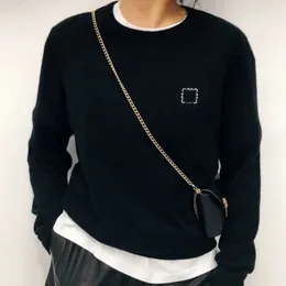 Loewee tröja kvinnors tröjor Designer Womens Cardigan Sticking Long Sleeve Pullover Sticked Casual Hip Hop Top Print Clothing S-XL 22
