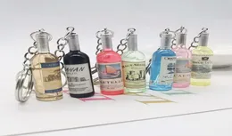 Cute Novelty Resin Beer Wine Bottle Keychain Assorted Color for Women Men Car Bag Keyring Pendant Accessories Wedding Party Gift7153501