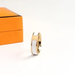 Designerringen Klassieke Letterring Titanium Staal Zilver Liefdesring Ring voor mannen en vrouwen Paarringen Feestbruiloftaccessoires Luxe sieraden