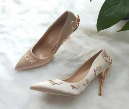 Women Pumps Pointed Toe Flower Heel Wedding Shoes Women Elegant Silk Brand Design High Heels Ladies Pumps8670491