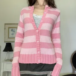 女性のセーターxingqingグランジY2Kフェアコアセーター女性ピンクのストライプボタンダウンロングスリーブカーディガントップス2000年代美学ニット服230922