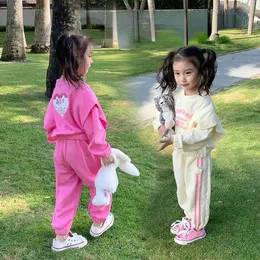 Kläder sätter koreansk stil barn enkel kostym barnkläder flickor fritid vårkläder 230923