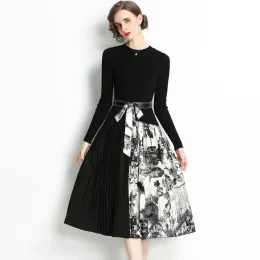 Elegancki dzianinowy panel Czarna plisowana sukienka z długim rękawem 2022 Designer Runway Damskie biuro Midi Dress Mash