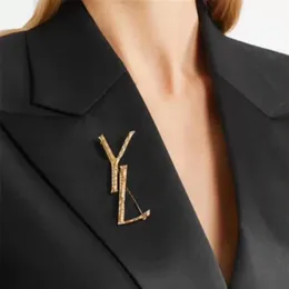 2022 Fashion Classic Bamboo broszka złota broszka broszka luksusowe projektantki litery swobodne wysokiej jakości męskie biżuteria damskie ACCE284Z