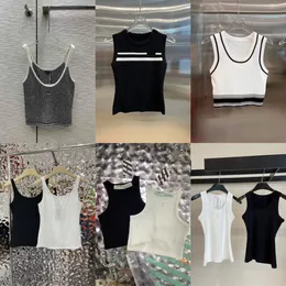 Moda Kadın Tankları Camis Anagram-Embroided Pamuk Karıştırıcı Tank Top Şort Tasarımcısı Naylon Yoga Takım Spor giysisi Fitness Sports Sütun Mini Kıyafetler