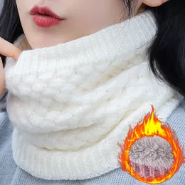 Scarves Women Winter Ring Scarf For Girls Coral Velvet Knitted Woolen Neck Collar Scarf Neckerchief Scarves Thickened Warm Neck Scarves 230923