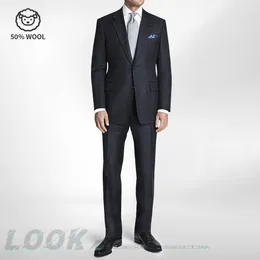 Mäns kostymer Blazers Premium Suit Business Professional Formal Wear Perfekt för arbete och bröllop 50 Ullanpassningsbar passform med 20 storlekar 230923