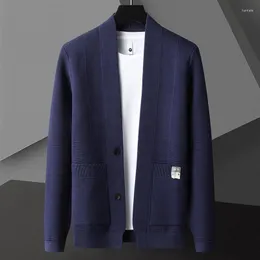 남자 스웨터 고급 브랜드 숄 니트 가디건 한국어 버전 세련된 단색 캐주얼 포켓 스웨터 봄과 가을 코트