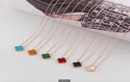 Classic Titanium steel Pendant Necklaces 18K gold plated Four Leaves Clover women luck Necklace Earrings Bracelet Designer Jewelry8857995