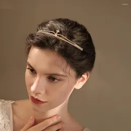 Klipy włosów wykwintne kryształowy koronę małokatołkową opaski do włosów do włosów druhna Diamante akcesoria biżuterii ślubne