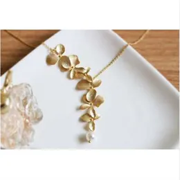 Todorova Orchid Flower with Simulated Pearl Necklace Pendant Charm Long Chain Collars Necklace for Women Chic Party Gift Jewelry252S