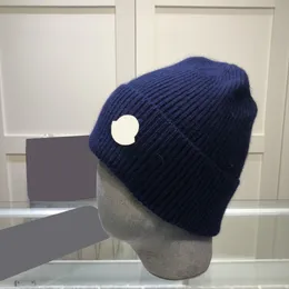 Beanie / Skull Caps Designer Outono e Inverno Malha Beanie Letter Hat Chapéus Casuais Presente de Natal Grosso Design Quente Chapéus de Malha Outono Pure Wool Cap Jacquard Unissex Quente