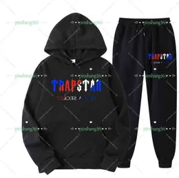 Tracksuit Trapstar Brand Printed Sportswear Men's T Shirts 16 Färger varma två stycken Set Loose Hoodie Sweatshirt Pants Jogging 220615 kg