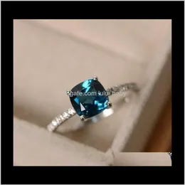 Dostawa opaski 2021 Naturalne szmaragdowe pierścienie dla kobiet Sterling Sier Color 925 Ring Wedding Empagement Party Store Fine Jewelr286n