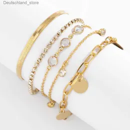 Urok bransoletki Boho Flat Snake Bone Bone Bone Chain Rhinestone Ceistone Wiselant Bransoletka Zestaw Lady Geometryczne Bracelets Bracelets Kombinacja Biżuteria Dziewczyna Q230925