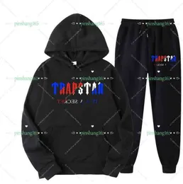 Tracksuit Trapstar Brand Printed Sportswear Men's t Shirts 16 Colors Warm Two Pieces Set Loose Hoodie Sweatshirt Pants Jogging 220615 KASJGD