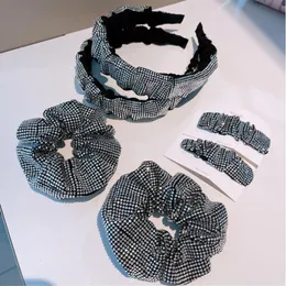 Sydkoreas stora märke Full hårgummibandarmband dubbelanvändning Super Flash Czech Diamond Dongdaemun Head Flower pannband FE235T