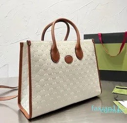 Designer Crossbody Bags Shoulder Handbag Purse Embroidery Letters Large Capacity Women Pochettes Detachable Leather Strap Hook Hardware