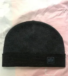 HH87 Top Quality For Gift BB Mens Women Skull Caps Beanie Bonnet Winter Men Knitted Hat Caps Warm Hats Durag Beanies1572731