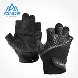 Sports Gloves AONIJIE M52 Unisex Half Finger Sports Gloves For Running Jogging Hiking Cycling Bicycle Gym Fitness Weightlifting Nonslip 230925