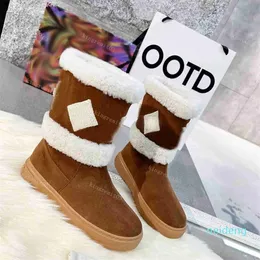 Designer Snow Boots Ankel Kvinnor Sheepskin Flat Casual Shoes Leather Päl Wool Fashion Shoes Soft Winter varm brun svart plyschstorlek 35-42