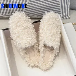 Slippare Winter Warm Plush Women's Outdoor Slippers Fur Flats Fashion Design Stor storlek 41-44 Muller Shoes AD1131 230926