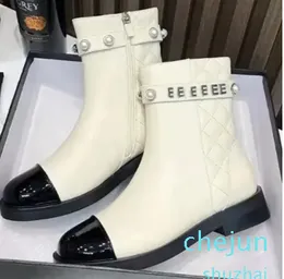 Designer shoes comfort hardware electric degree letter boot