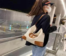 2022 Factory Whole Large capacity Canvas Tote autumn trend retro Simple Shoulder Bag student shopping bag female7157627