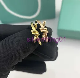 Brrand Designer Ring Ladies Rope Knot Luxury with Diamonds Fashion Rings for Women Classic Jewelry 18K Gold Plated Rose Wedding Wholesale