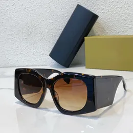 مصمم نظارات النظارات الأزياء نظارة شمسية فاخرة للسيدات نساء أسود كبير الساق العطلات الشاطئية منتجع غير رسمي