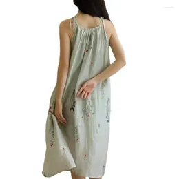 Kvinnors sömnkläder ygolonger rum bär damer klänning intim söt kläder vänligt bekvämt fabelmaterial med broderad hand sy