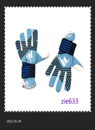 Top Quality soccer Goalkeeper gloves football Predator Pro Same paragraph Protect finger performance zones techniques adult size 84406626