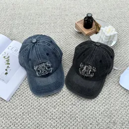 Designer cap mens women baseball cap trend four seasons can be worn to cover the sun hat warm outdoor leisurecowboy hat