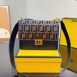 Borsa peekaboo imitazione deals