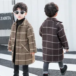 Coat Fashion Baby Boys Plaid Woolen Jacket for Winter Kids Wool Blend Toddler Warm Outerwear Teenager Girl Clothing 211Y 230926