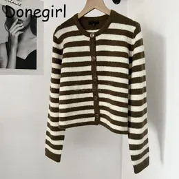 Maglieria da donna Tees Donegirl 2023 Donna Autunno Maglione lavorato a maglia a righe Causale Semplice Cardigan con bottoni a fila singola Cappotto corto Top femminile Chic 230925