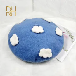 Berets RH Handmade Lã Azul Céu Branco Nuvem Bonito Presente Sentiu Boinas Primavera Inverno Pintor Francês Chapéus 230922