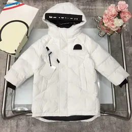 Projektantka Baby Down Jackets Wersja Wersja z kapturem Kurtka dla dziecka rozmiar 110-160 cm chłopcy dziewczyna zimowa odzież SEP25
