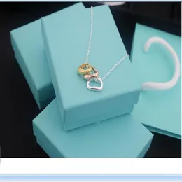2020 Nytt tillgängligt rostfritt stål Thin Chian med guld rosguld silver hjärtringar hängar halsband med blå låda och dastbag222w