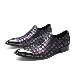 Andningsbara rutiga riktiga läder män klädskor Sliver Metal Toe Business Office Formella loafers Zapatos Para Hombres