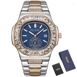 Wristwatches PINTIME Men Luxury Full Diamond Stone Case Side Hip Hop Rhinestone Watches Wristwatch Male Iced Out Gold Dial Clock Quartz