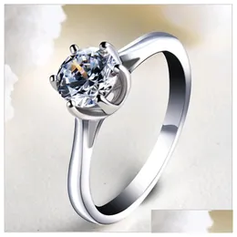 Pierścień Solitaire 6 mm 7 mm Diamond Solid 925 Sterling Sier Women Pierścień Białe złote talerz do prezentu zaręczynowego upuszczanie biżuterii Dhzws