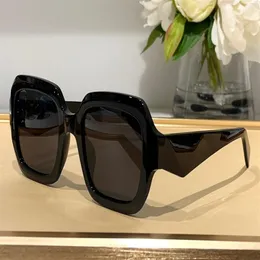 funky Sunglasses For Men and Women Summer 28 Style Anti-Ultraviolet Retro Plate Full Frame Fashion Glasses Random Box 28ZS334b