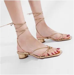 CuddlyIIPanda Low-Heel Strappy Sandals Women Shoes Golden Ankle Strap Sexy Wedding Shoes Rome Style Sandalia Feminina1816704