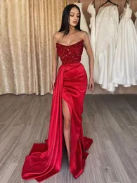 Red Long Mermaid Prom Dresses 2023 Strapless Sleeveless Arabic Dubia Evening Gown Formal Side Split Party Robes De Soiree