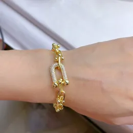 Trendig designer armband kvinnor lycklig länk charm armband ingen blekning fin designer smycken elegant temperament mångsidig toppnivå