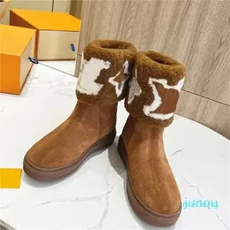 Designer -Luxury Martin Boots Classic Sexig Fashion Solid Color Wool Läder Letters Casual Boots Platform Non -Slip Chunky Heel Ankel Round Toe Low Boot