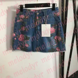 Gonne di jeans con stampa floreale Abiti da donna sexy di design Abiti estivi a vita alta in denim Abbigliamento da donna