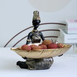 Figurine di oggetti decorativi SAAKAR Resina esotica Donna nera Figurine di stoccaggio Africa Figura Home Desktop Decor Contenitore Interni Oggetti artigianali 230926