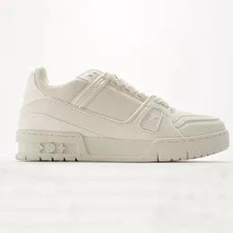 Projektanci mężczyźni Sneaker Wergil Trener Buty swobodne buty Niski cielę skórzany Abloh White Zielone Czerwone Blue Overlay Platforma Outdoor Demals Sneakers Rozmiar 36-45 07